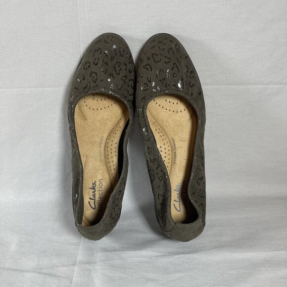 Clarks Women's Brown Leather Leopard Print Ultimate Comfort Round Toe Flats Shoe - Picture 5 of 8